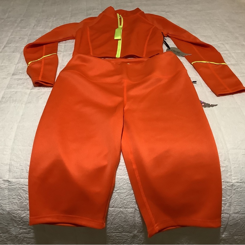 C’ est toi Crop Jacket & Biker Shorts New Size Large